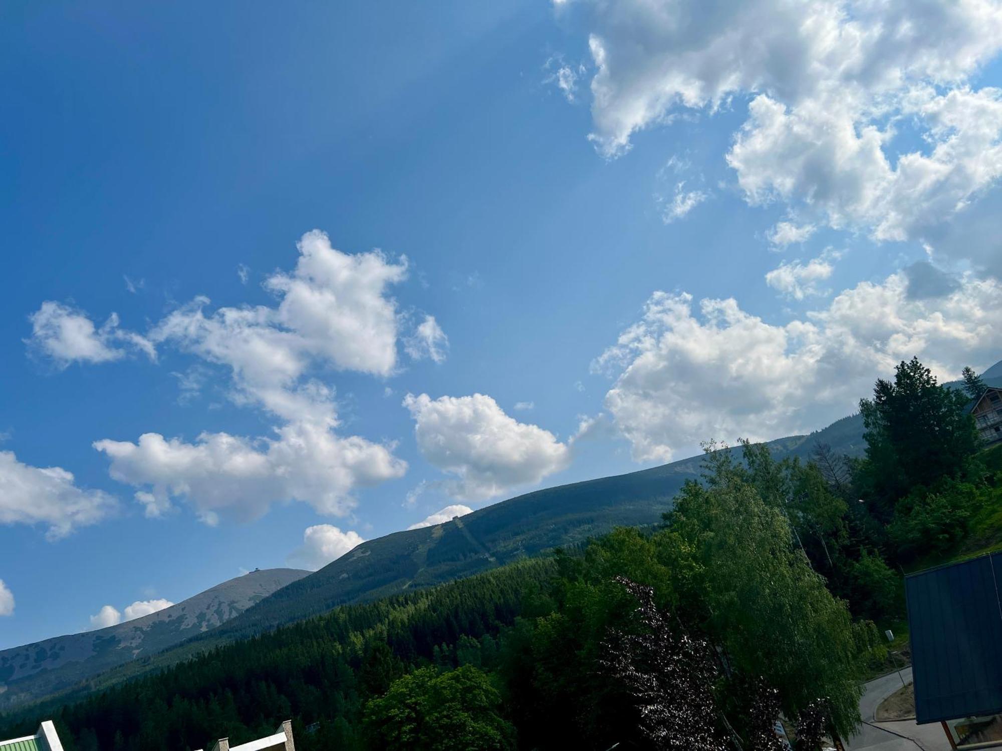 Okno Na Sniezke - Dwupoziomowy By Przycup W Karkonoszach Z Widokiem Na Gory Z Parkingiem Przy Wyciagu Oraz Przy Szlakach Turystycznych Karpacz